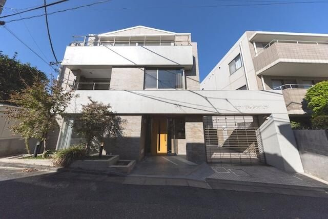 ＰＯＷＥＲｓ　ＳＴＡＴＩＯＮ