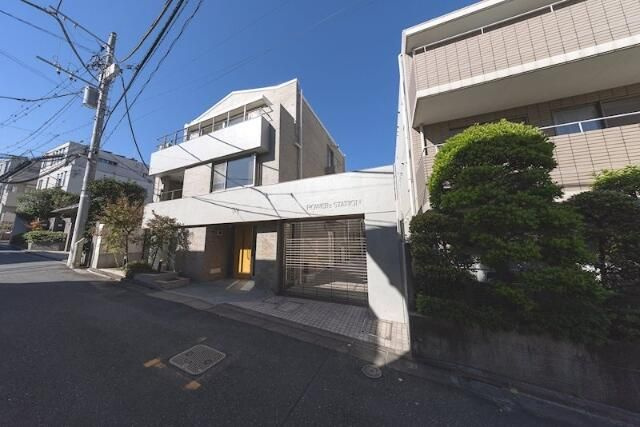 ＰＯＷＥＲｓ　ＳＴＡＴＩＯＮの外観