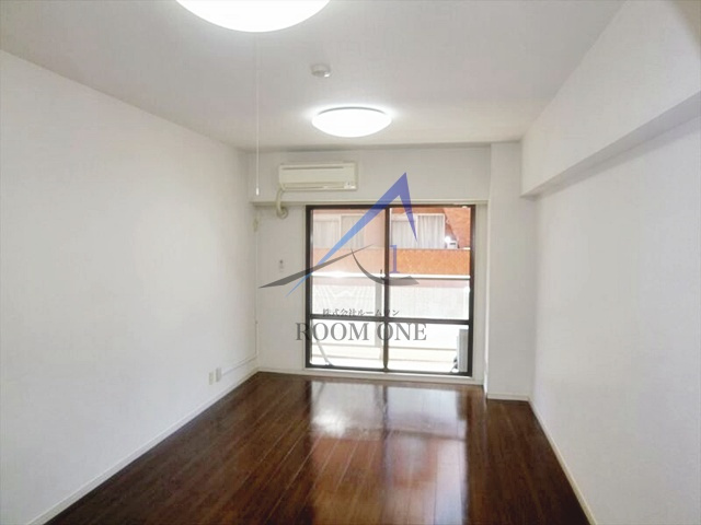 ファミール西新宿の居間・リビング|洋室のお部屋です。