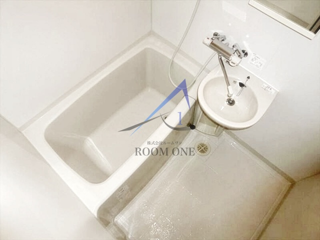 ファミール西新宿の浴室|お風呂です。