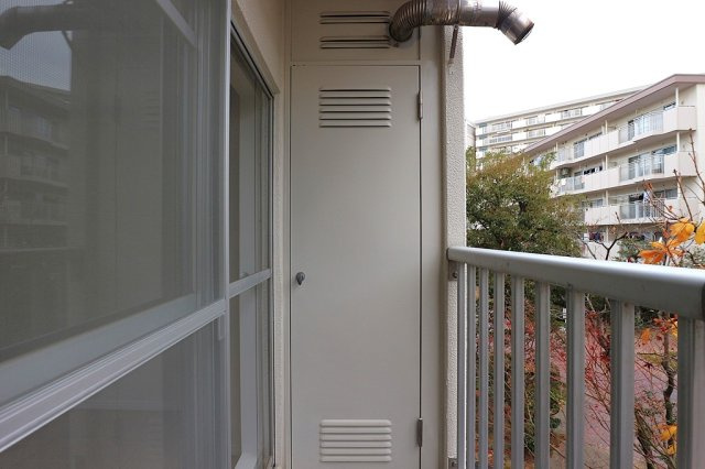 今津浜パークタウン16号棟のバルコニー|洋室3.5帖側バルコニー