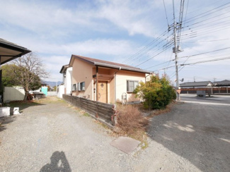 【外観】 | 甲斐市篠原 平成20年築・オール電化中古戸建 大型吹抜・バルコニー | 現在空家の為、随時ご見学可能です。お気軽にお問合せください。
