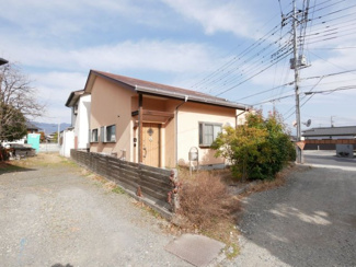 【外観】 | 甲斐市篠原 平成20年築・オール電化中古戸建 大型吹抜・バルコニー | 羊毛断熱材「サーモウール」使用　優れた調湿力で粘稠湿度を快適に保ちます。