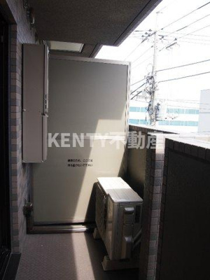 【バルコニー】 | ルーブル中馬込弐番館 | 外からの目が気にならないバルコニーで洗濯物が干せます