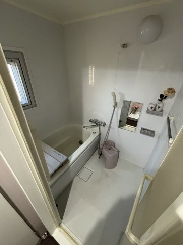 京王山田マンションＢ棟２０６の浴室