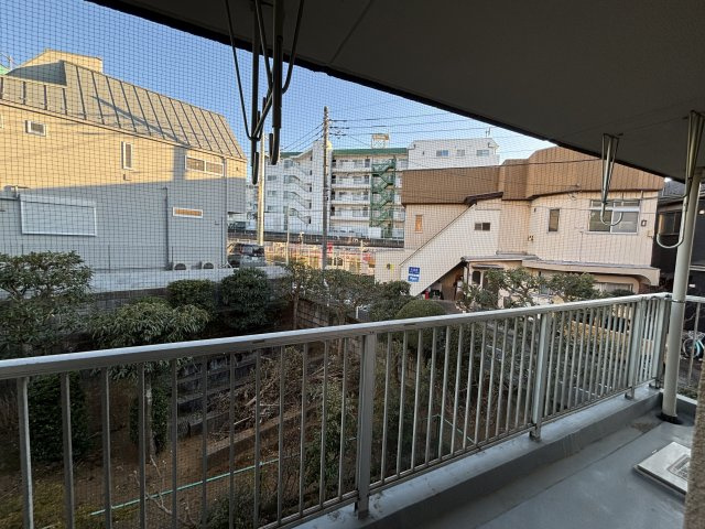 京王山田マンションＢ棟２０６の展望