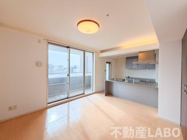 ローレルコート阿倍野・三明町の洋室