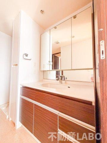 ローレルコート阿倍野・三明町の洗面所