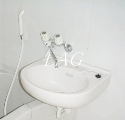 【洗面所】 | ホワイトハウス | 洗面台です。