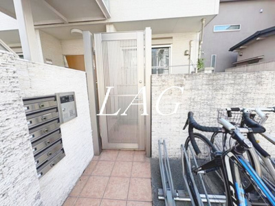 【エントランス】 | ベルコート千田 | エントランスです。