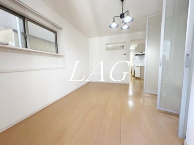 【居間・リビング】 | ベルコート千田 | 洋室のお部屋です。