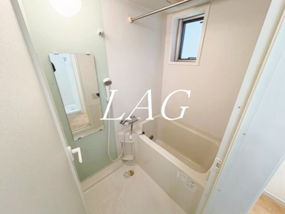 【浴室】 | ベルコート千田 | お風呂です。