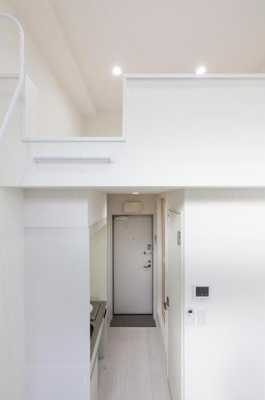 【洋室】 | ジリオロッソ東新宿