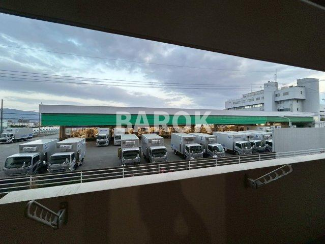 カラコレスⅤのバルコニー