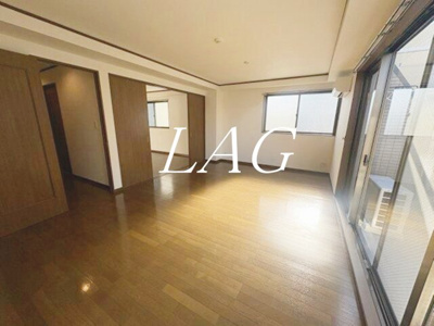 【居間・リビング】 | アーバンパレス | 洋室のお部屋です。