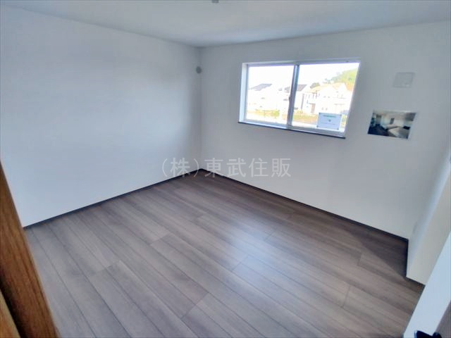 【寝室】 | 川越市中台２丁目　全２棟　B号棟 | 2階東側7.0帖洋室　主寝室としてお使い頂けます
