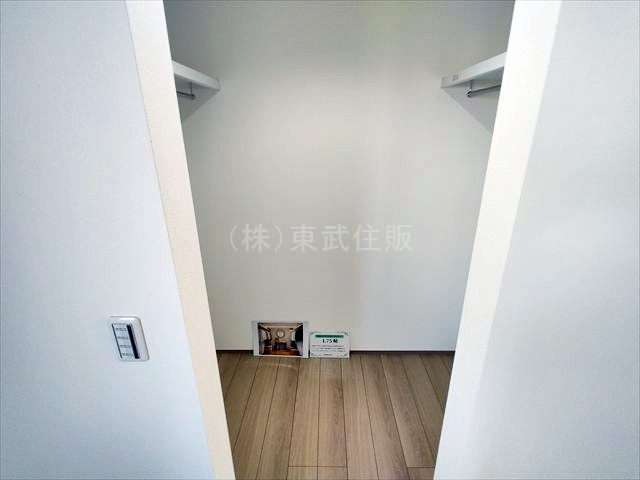 【収納】 | 川越市中台２丁目　全２棟　B号棟 | 2階東側7.0帖洋室の収納です