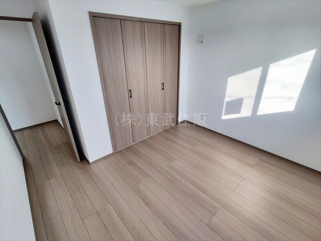 【子供部屋】 | 川越市中台２丁目　全２棟　B号棟 | 2階南側5.7帖洋室　子供部屋にいかがでしょうか