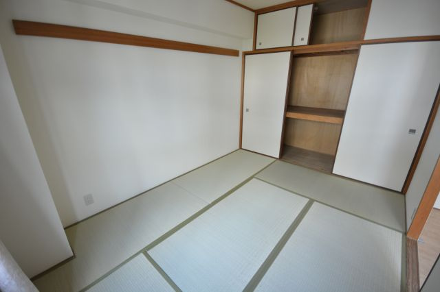 レジデンストーアの和室