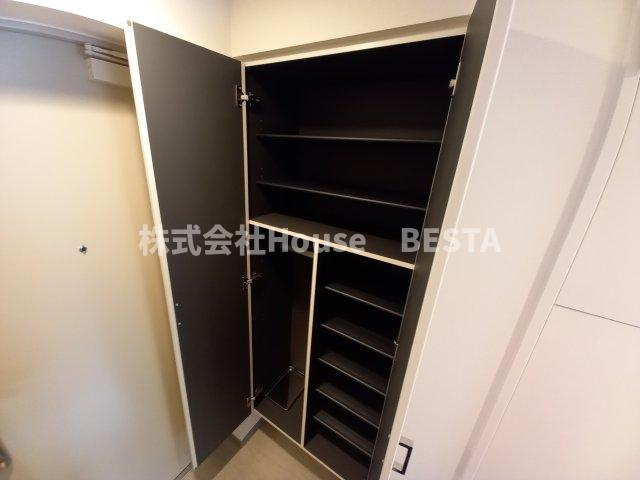 グランビスタ新神戸の収納