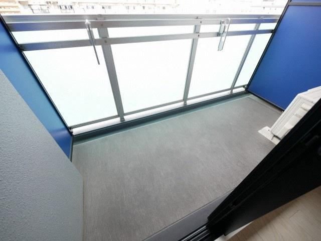 M-RESIDENCE新大阪gardenのバルコニー