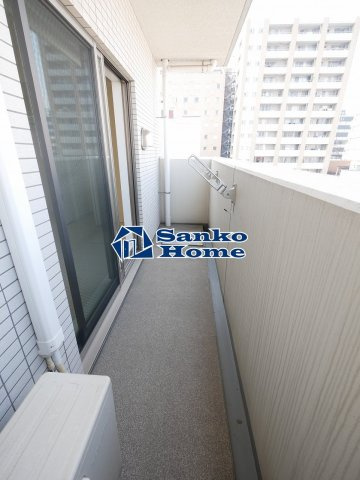 プレール・ドゥーク新御徒町のバルコニー