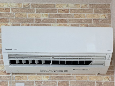 【設備】 | ユナイト菅キャロライン | エアコン　※同建物ほかのお部屋の写真です。