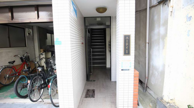 【エントランス】 | ユーティー1 | 清潔なエントランスです