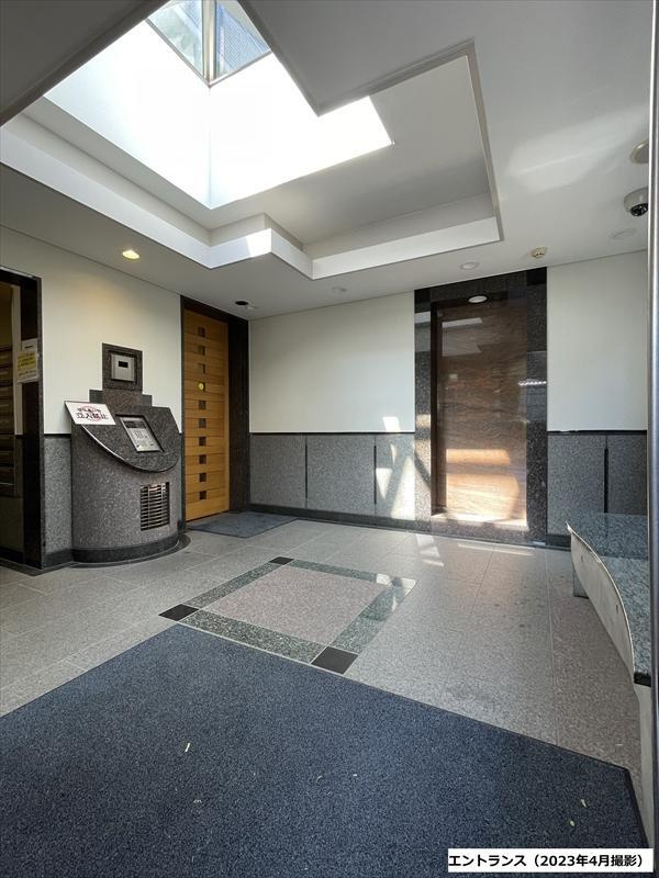 ステラメゾン下北沢のロビー