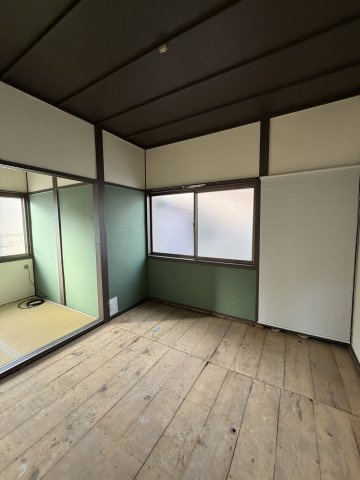 東谷戸建ての和室
