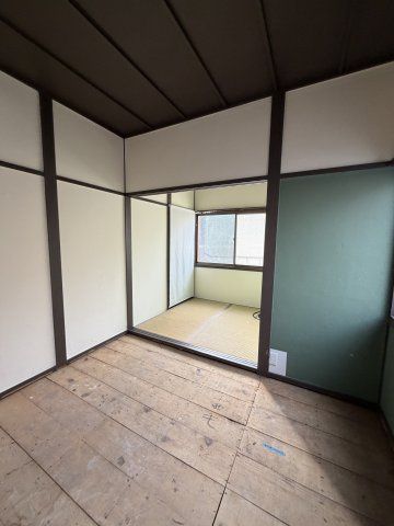 東谷戸建ての和室