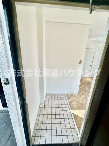 山下マンションの玄関
