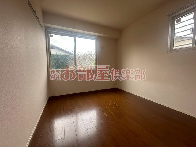 シュトラールの洋室|個人の部屋や寝室として使える洋室です