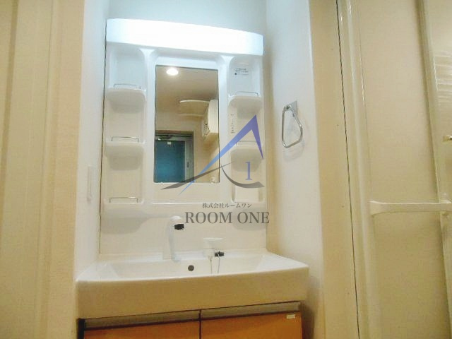 Ｂｌｕｅ　Ｓｈａｌｌｏｗｓの洗面所|洗面台です。