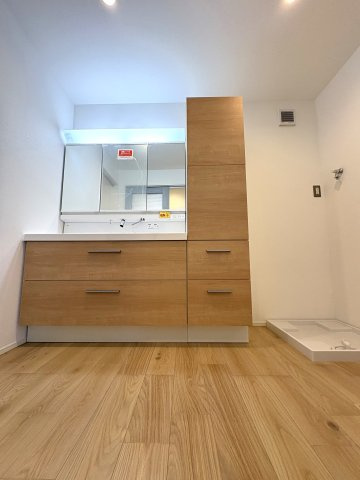 SHONAN SMART HOUSE — 48坪のゆとりの洗面所