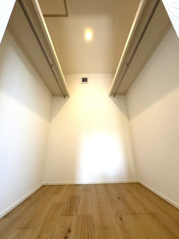 SHONAN SMART HOUSE — 48坪のゆとりの収納