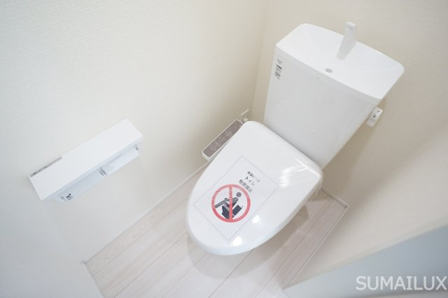 熊本市中央区出水６丁目の一戸建てのトイレ