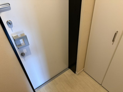 【玄関】