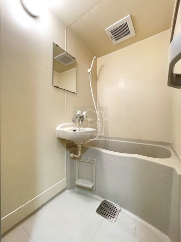 新宿区中落合３丁目の賃貸マンションの浴室