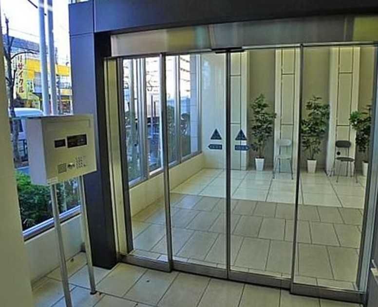 ＫＤＸレジデンス大島のエントランス