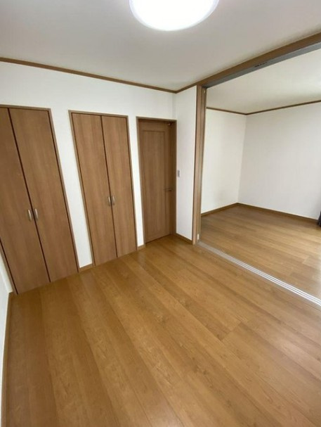 【中古】川越市南大塚1丁目中古住宅の洋室