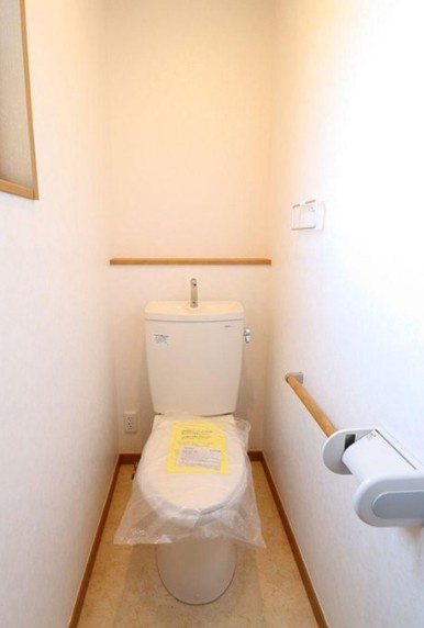 【中古】川越市南大塚1丁目中古住宅のトイレ