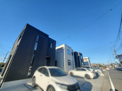 【外観】 | 岩槻上野１丁目ドリームハウス | ★三口コンロ★エアコン★駐車場2台付★ダブルロック★雨戸★