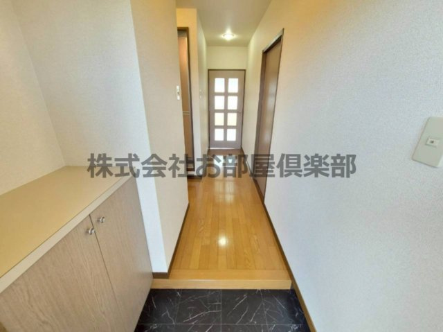 リバーサイド東櫛原の玄関|ゆったりとした玄関です