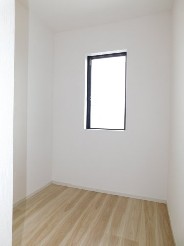 名古屋市港区遠若町１丁目の新築一戸建の収納|◇納戸◇　　ファミリークロークなどで活用できるフリースペース完備！