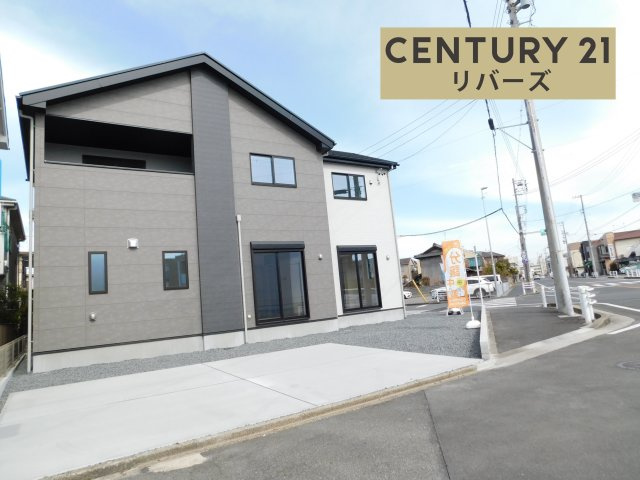 名古屋市港区遠若町１丁目の新築一戸建の前面道路含む現地写真|☆限定１棟☆　　いつでも見学出来ます♪（お問合せ当日、平日、水曜、夜間でもＯＫ）　南向き、陽当たり良好！！　開放的な角地！　長期優良住宅♪　駐車らくらく並列２台ＯＫ♪　周辺環境充実♪