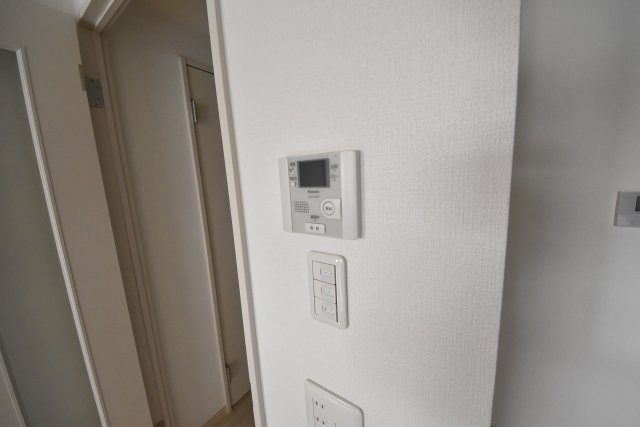 アネスト北堀江