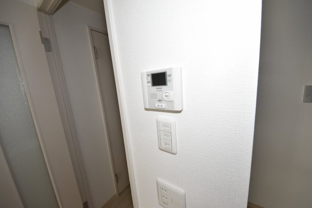 アネスト北堀江