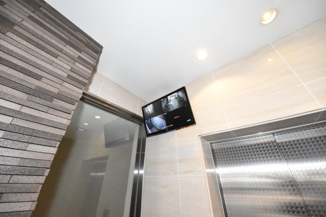 アネスト北堀江