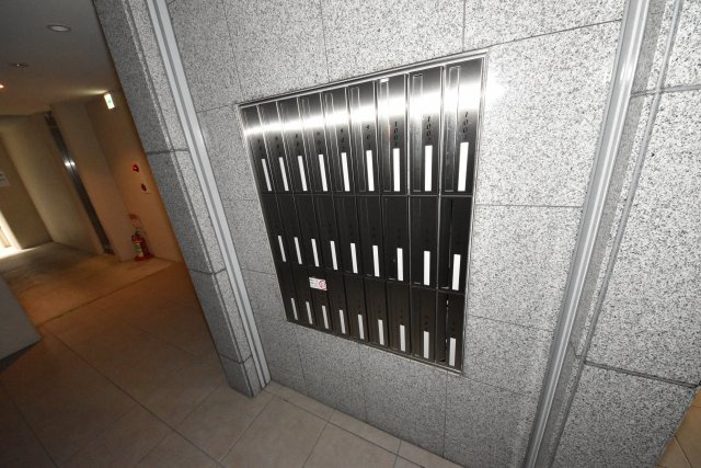 アネスト北堀江